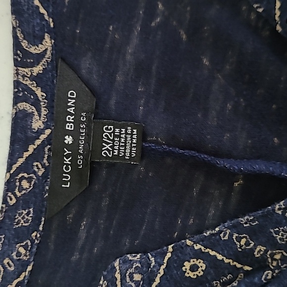 Lucky Brand navy blue patterned top size 2X - Picture 4 of 8